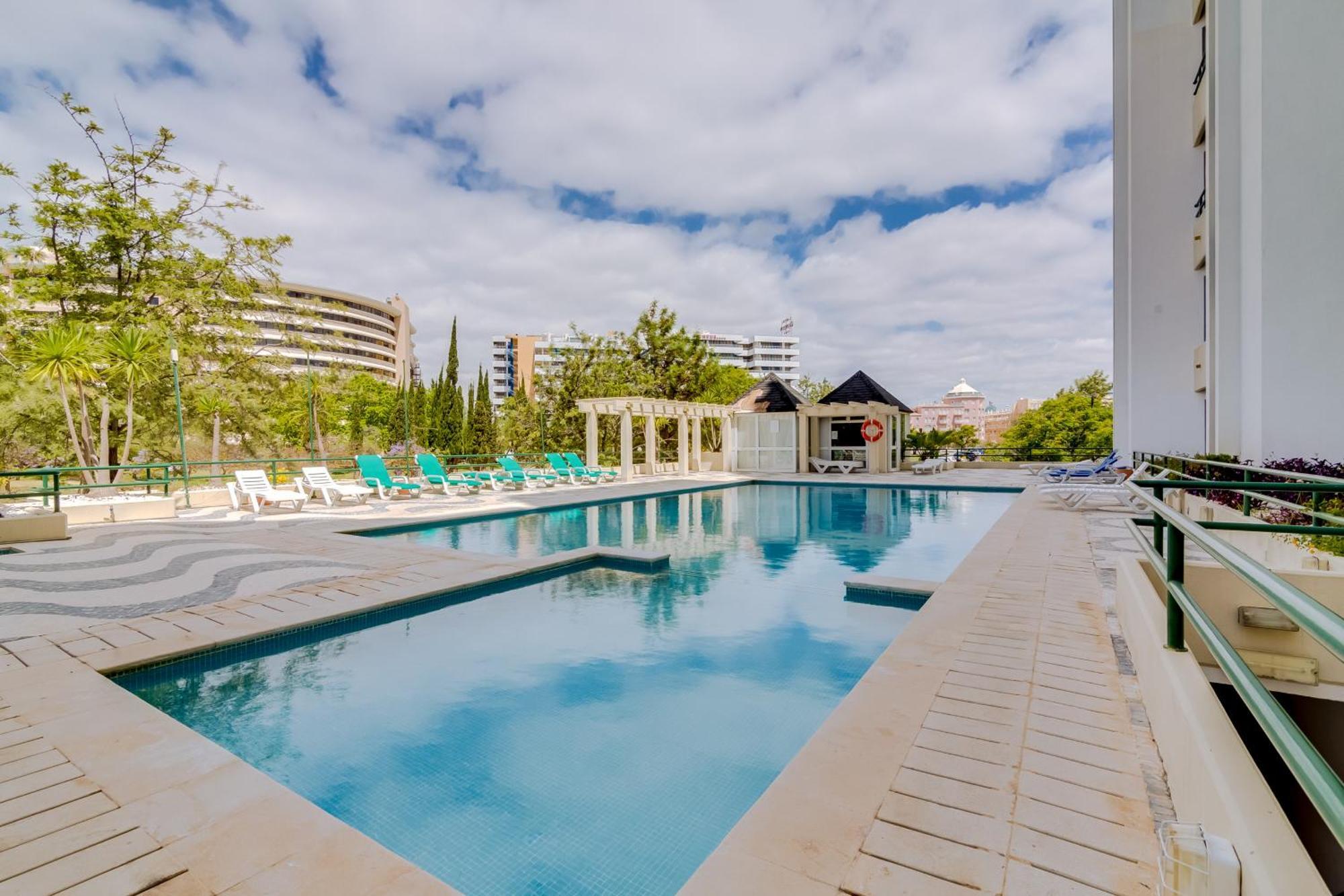 Talia - Pool City Center - Виламура Экстерьер фото
